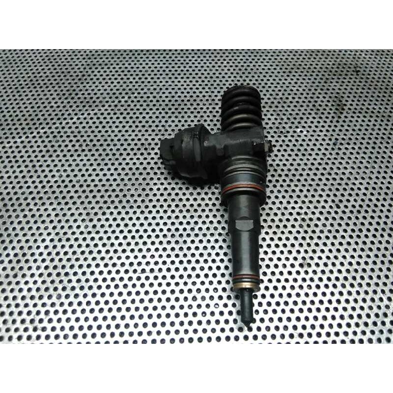 Recambio de inyector para seat ibiza (6l1) 1.9 tdi referencia OEM IAM 038130073AJ  