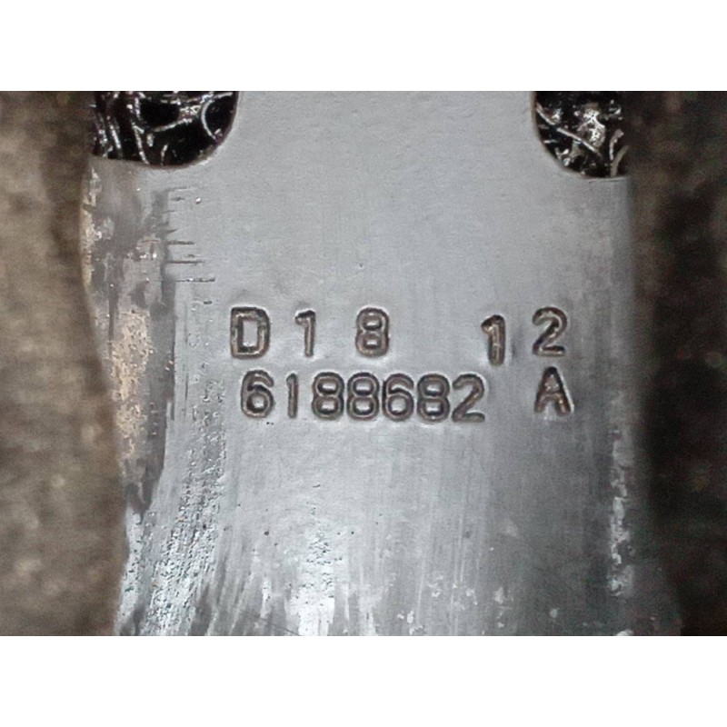 Recambio de enganche cinturon trasero derecho para peugeot 208 style referencia OEM IAM 24512AEU 2