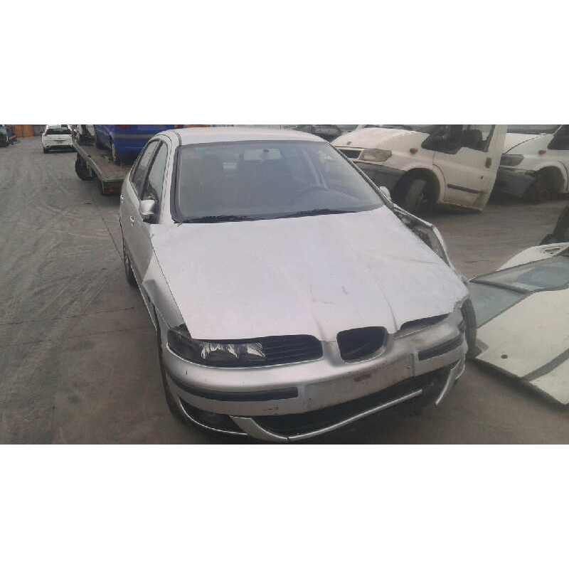 seat toledo (1m2) del año 2001