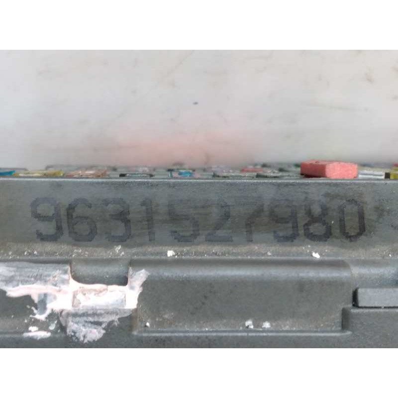 Recambio de caja reles / fusibles para peugeot expert kombi confort acristaldo (5 asientos) referencia OEM IAM 9631527980 3