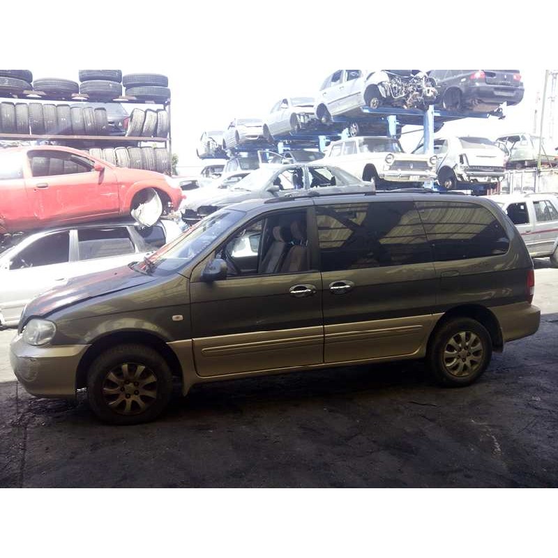 kia carnival ii del año 2004