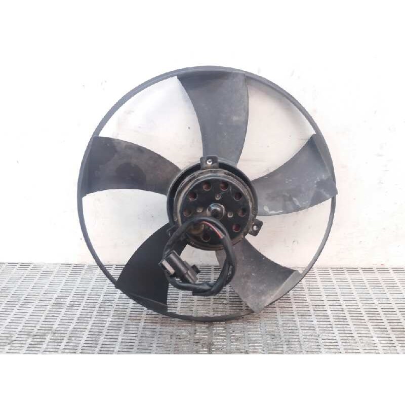 Recambio de electroventilador radiador aire acondicionado para chevrolet captiva 2.0 vcdi lt referencia OEM IAM 690 - Gris 2