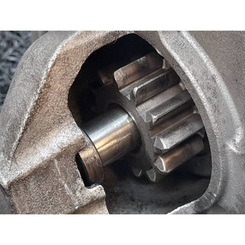 Recambio de motor arranque para renault kangoo (f/kc0) generique referencia OEM IAM 8200584675 M000T87881 - Blanco 2