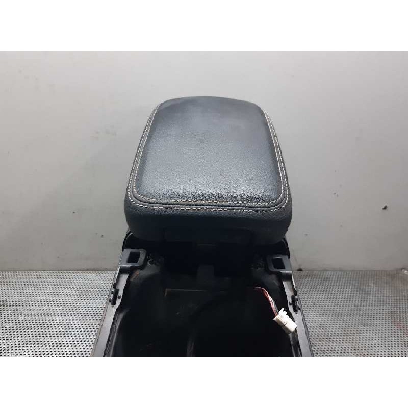 Recambio de apoyabrazos central para mercedes-benz clase gla (w156) gla 180 (156.942) referencia OEM IAM - Blanco 3