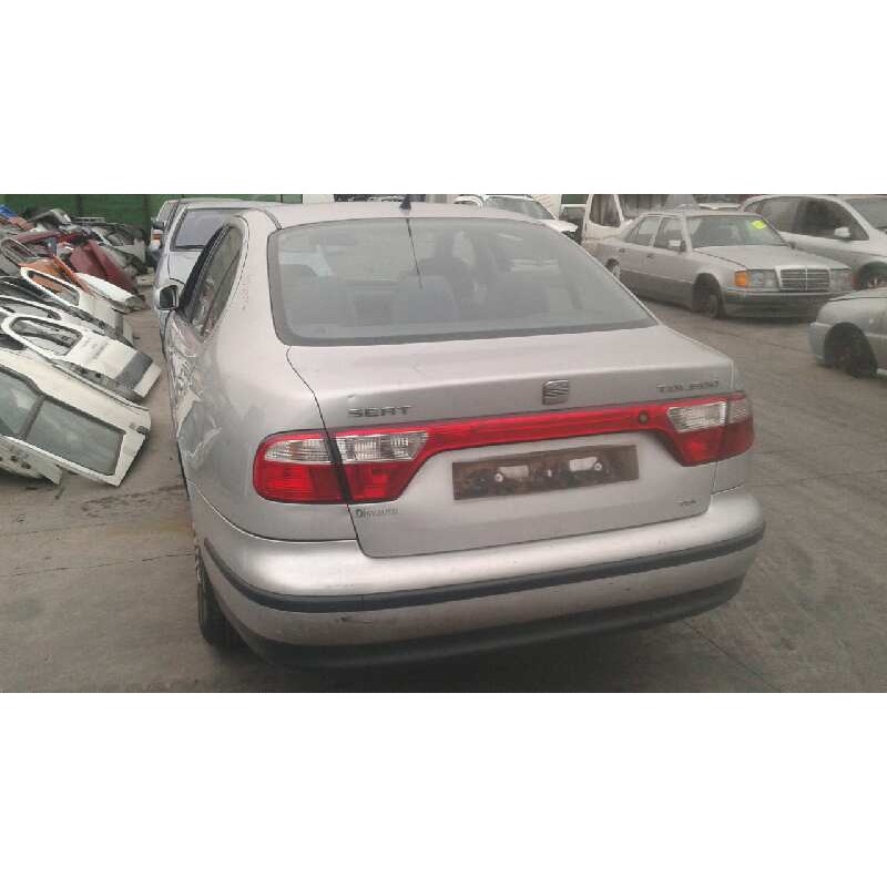 seat toledo (1m2) del año 2001