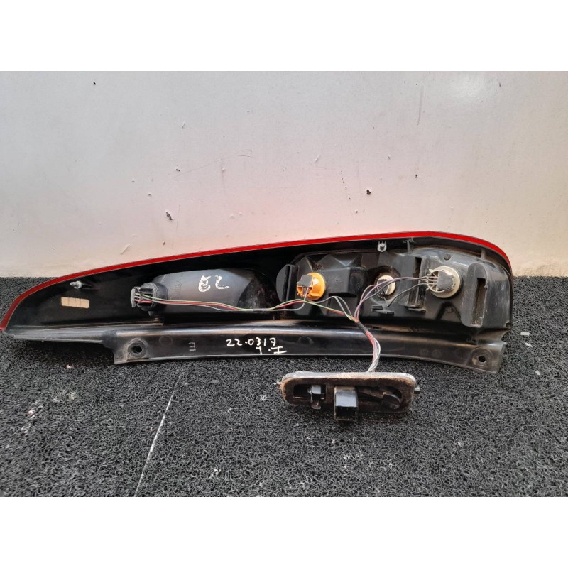 Recambio de piloto trasero izquierdo para ford fiesta (cbk) futura referencia OEM IAM - Negro 2