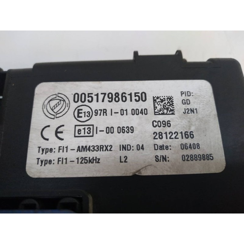 Recambio de caja reles / fusibles para fiat grande punto (199) 1.3 16v multijet dynamic (55kw) (01.2007) referencia OEM IAM 0051 - Blanco 2