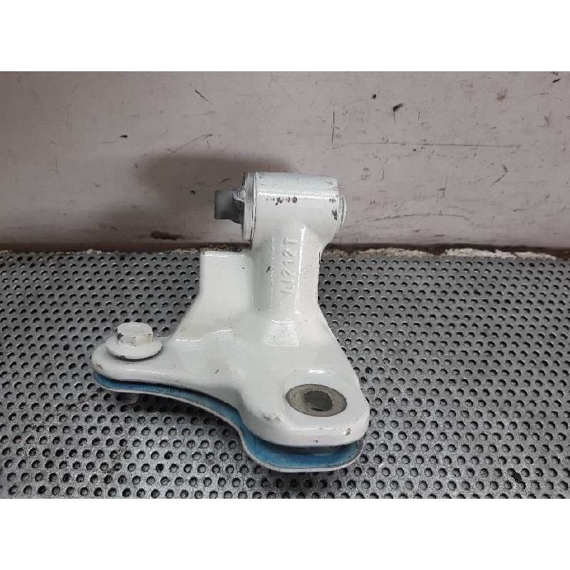 Recambio de bisagra puerta para mercedes-benz clase gla (w156) gla 180 (156.942) referencia OEM IAM L1212T  