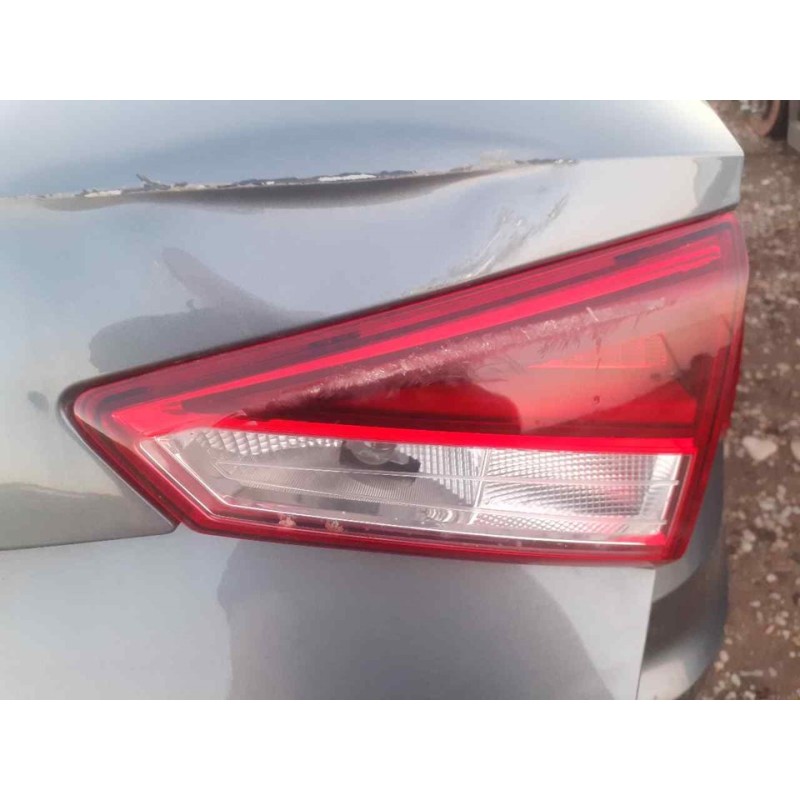 Recambio de piloto trasero derecho interior para seat arona style referencia OEM IAM - Gris 3