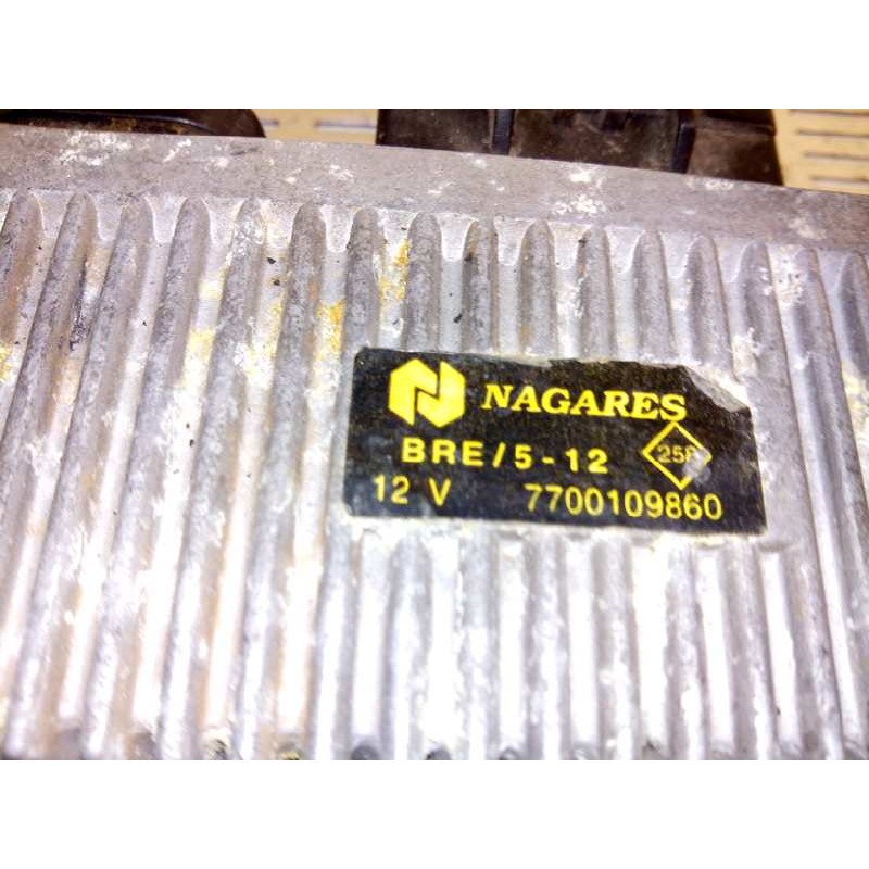 Recambio de caja precalentamiento para renault kangoo (f/kc0) 1.9 diesel referencia OEM IAM 7700109860 - Blanco 2
