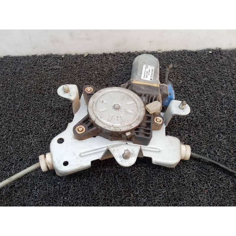 Recambio de elevalunas delantero derecho para chevrolet captiva 2.0 vcdi lt referencia OEM IAM 96627080 - Gris 4
