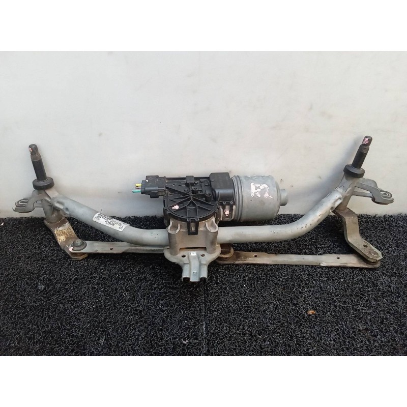 Recambio de motor limpia delantero para peugeot 208 style referencia OEM IAM 0390241540 3397021391 