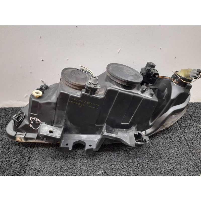 Recambio de faro derecho para renault laguna (b56) 1.9 dci rt referencia OEM IAM 14942000R  HELLA 3