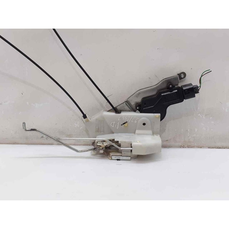 Recambio de cerradura puerta delantera derecha para suzuki alto amf 310 glx referencia OEM IAM B78L  