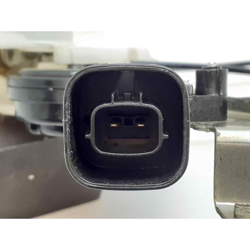 Recambio de cerradura puerta delantera derecha para suzuki alto amf 310 glx referencia OEM IAM B78L 4