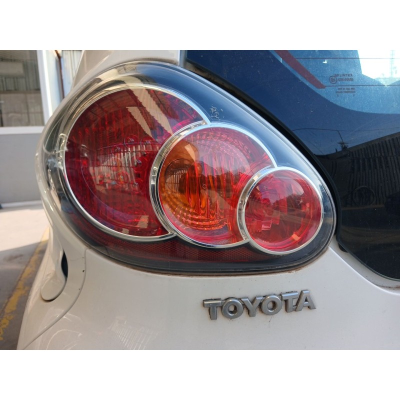 Recambio de piloto trasero izquierdo para toyota aygo (_b1_) 1.0 (kgb10_) referencia OEM IAM - Blanco 2