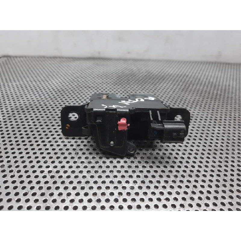 Recambio de cerradura maletero / porton para dacia duster ambiance 4x4 referencia OEM IAM 90507230R3 40607205 - Blanco 2