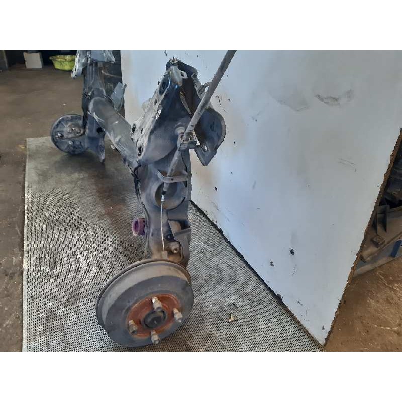 Recambio de puente trasero para peugeot 208 style referencia OEM IAM 2