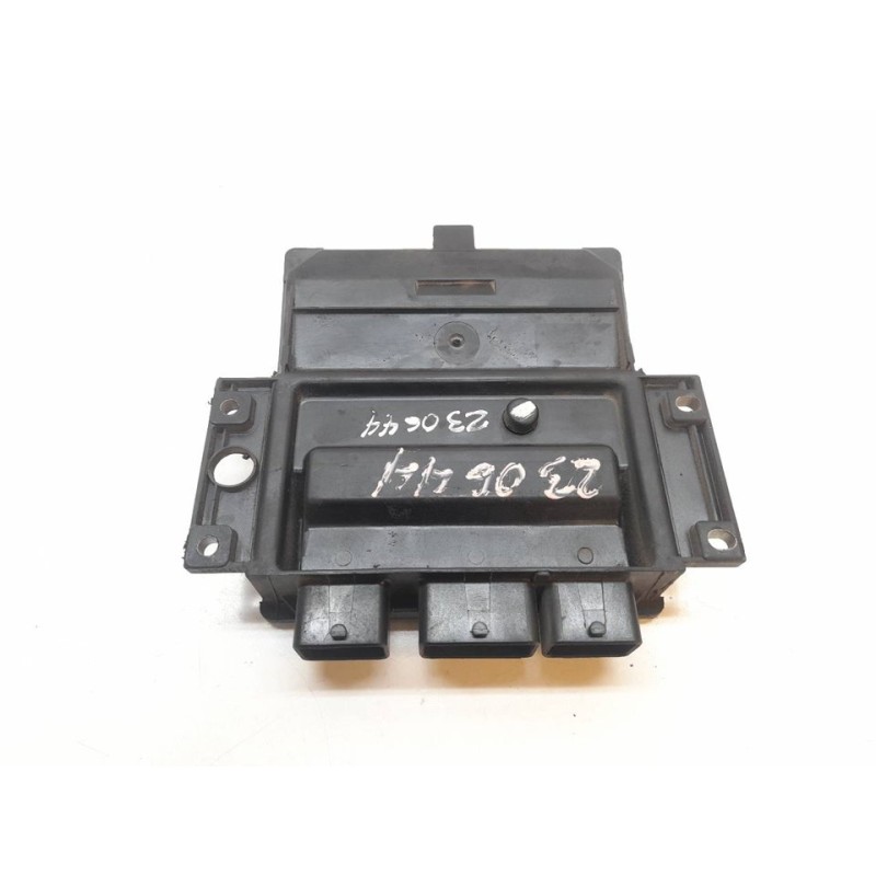 Recambio de centralita motor uce para dacia sandero ambiance referencia OEM IAM 8200911568 8200785530 DELPHI 3