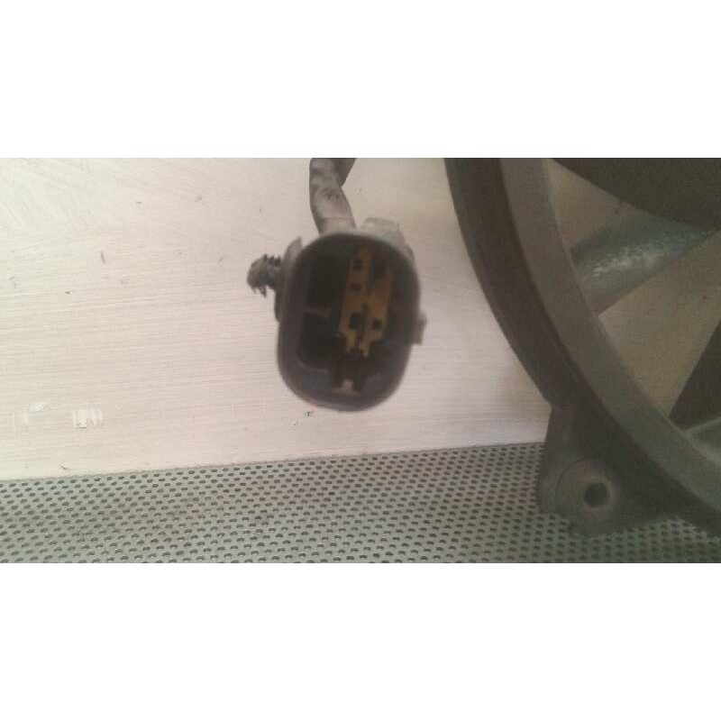 Recambio de electroventilador para citroën c4 berlina lx referencia OEM IAM EM1215 VALEO 878311D 4