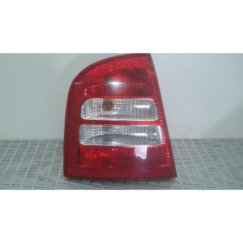 Recambio de piloto trasero izquierdo para skoda octavia berlina (1u2) 1.9 tdi referencia OEM IAM   