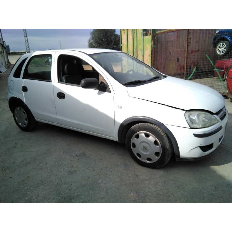 opel corsa c del año 2004
