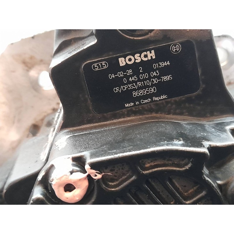 Recambio de bomba inyeccion para volvo s60 berlina 2.4 d referencia OEM IAM 0445010043 8689590 BOSCH 4