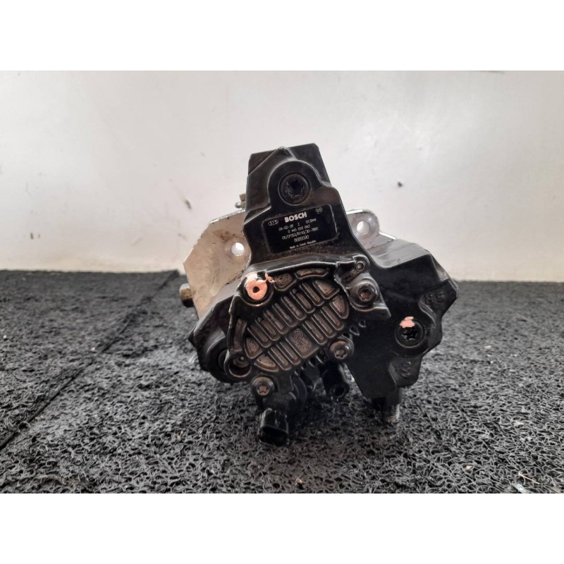 Recambio de bomba inyeccion para volvo s60 berlina 2.4 d referencia OEM IAM 0445010043 8689590 BOSCH 7