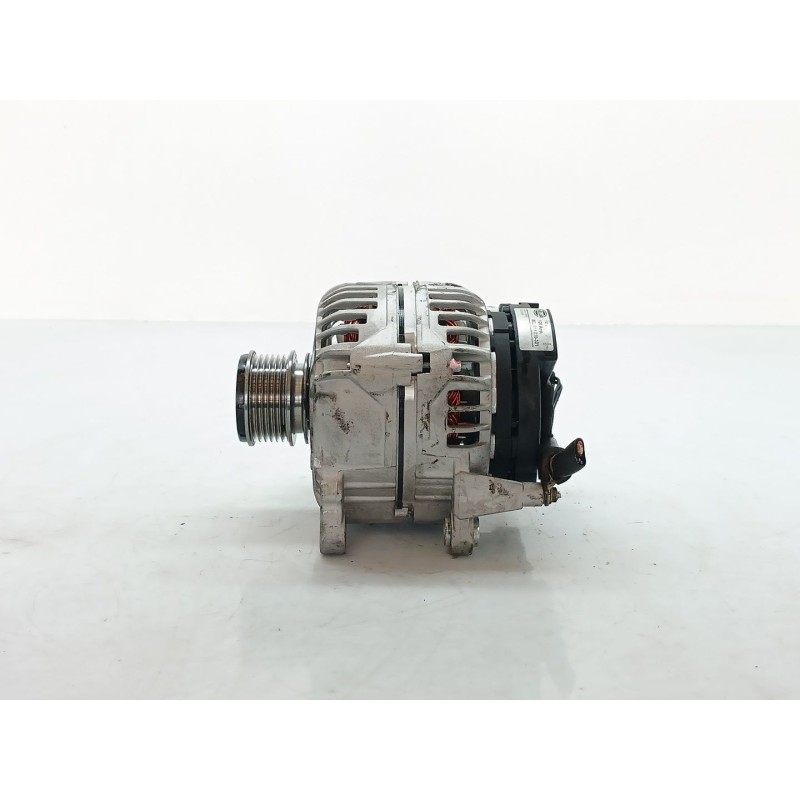 Recambio de alternador para seat leon (1m1) 1.9 tdi referencia OEM IAM 8EL011710321  