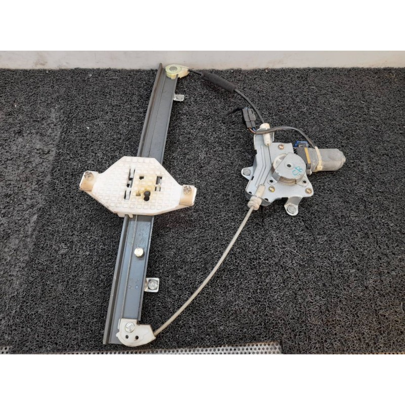Recambio de elevalunas trasero derecho para chevrolet captiva 2.0 vcdi lt referencia OEM IAM 96627082 - Gris 2