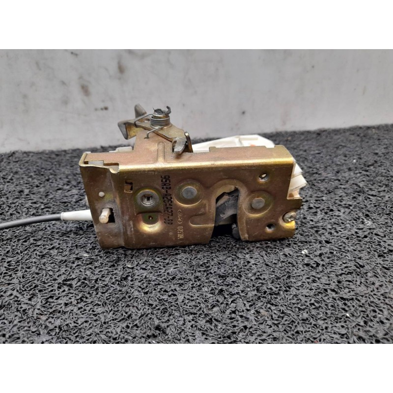 Recambio de cerradura puerta trasera izquierda para ford escort berl./turnier atlanta berlina referencia OEM IAM 93BG220A20BA - Negro 2