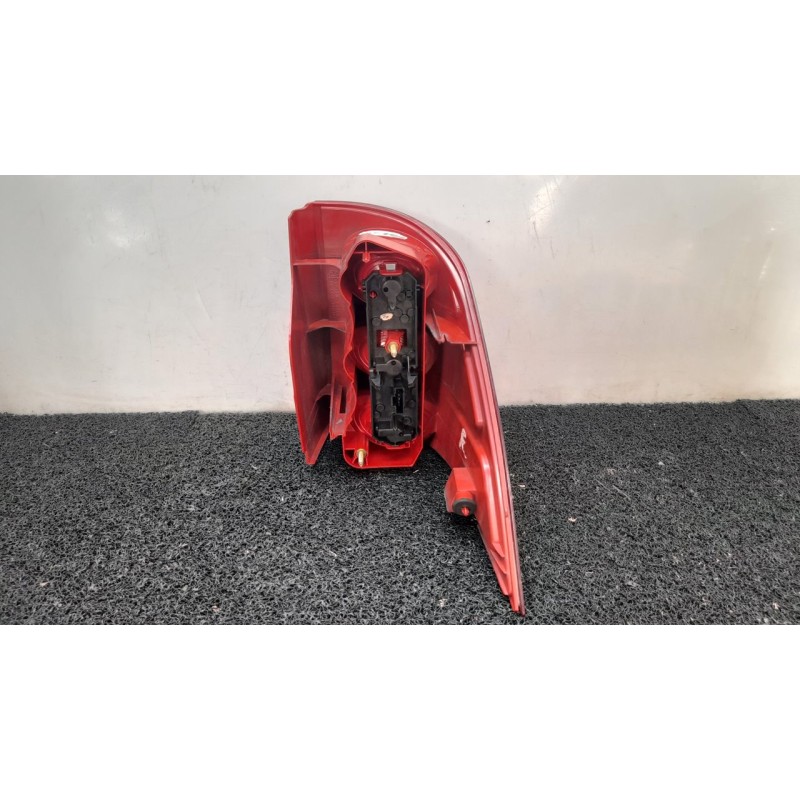 Recambio de piloto trasero izquierdo para peugeot 1007 dolce referencia OEM IAM 3