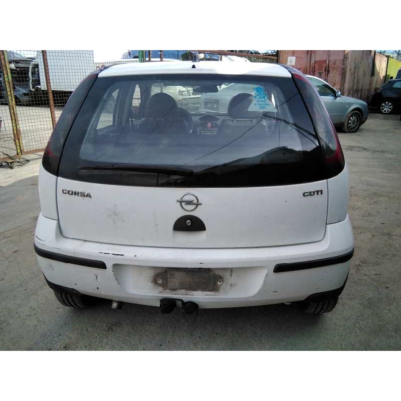 opel corsa c del año 2004