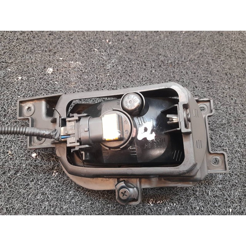 Recambio de faro antiniebla izquierdo para kia carnival 2.9 crdi vgt ex referencia OEM IAM - Negro 2