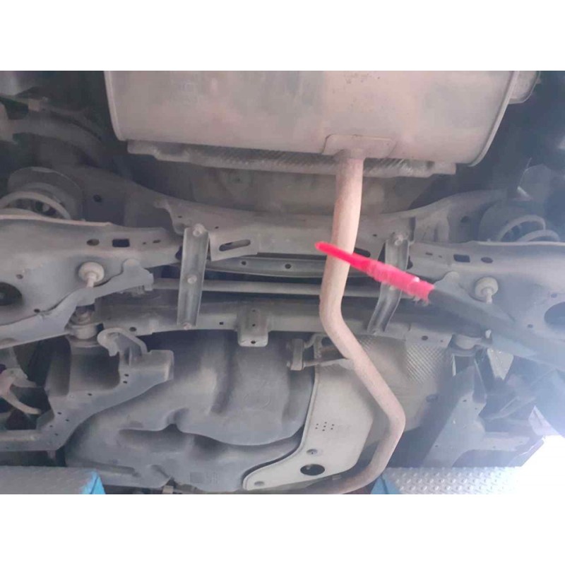 Recambio de puente trasero para toyota auris hybrid active referencia OEM IAM   
