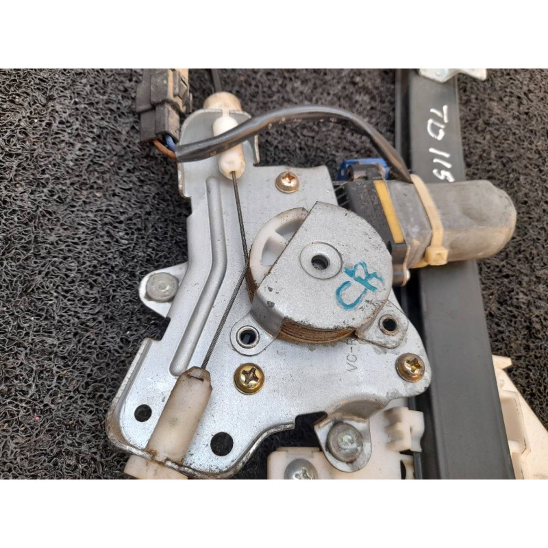 Recambio de elevalunas trasero derecho para chevrolet captiva 2.0 vcdi lt referencia OEM IAM 96627082 - Gris 8