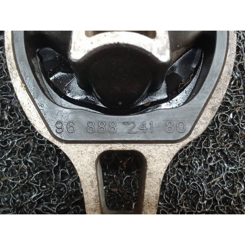 Recambio de soporte motor trasero para peugeot 208 style referencia OEM IAM 9688824180 2