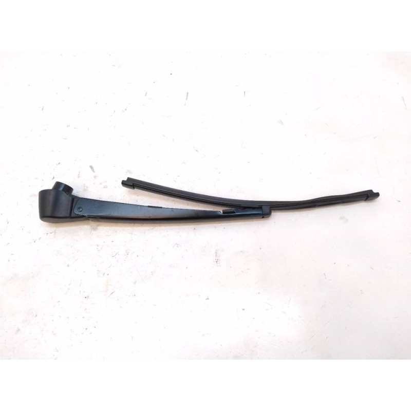 Recambio de brazo limpia trasero para mercedes-benz clase gla (w156) gla 180 (156.942) referencia OEM IAM   