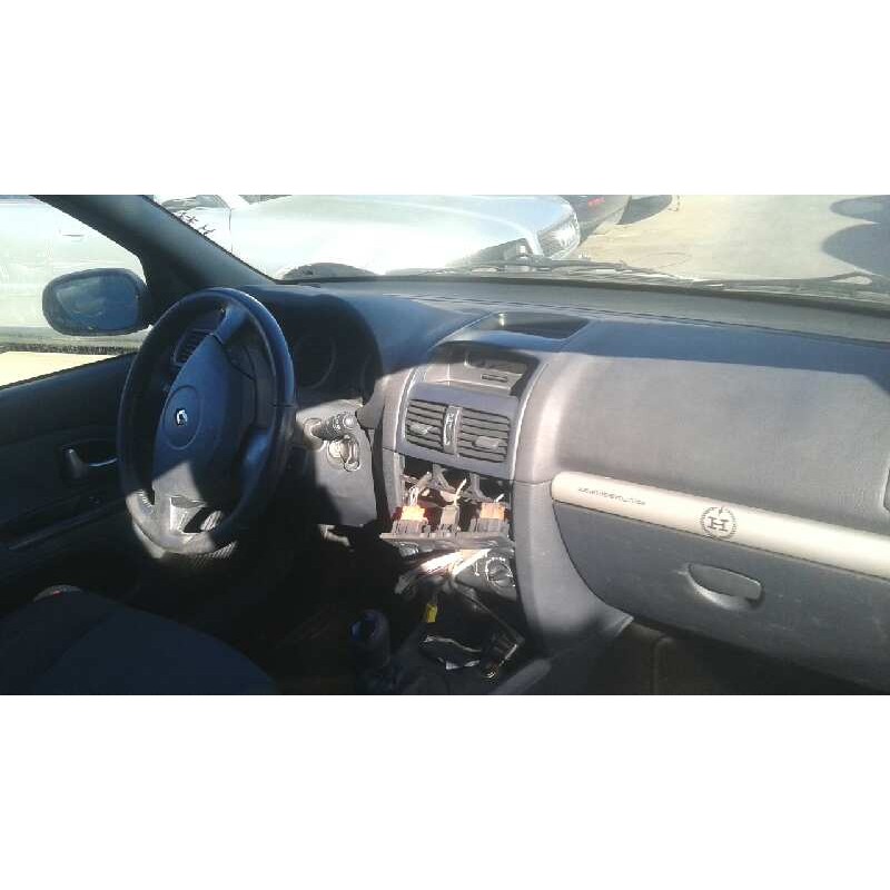renault clio ii fase ii (b/cb0) del año 2005