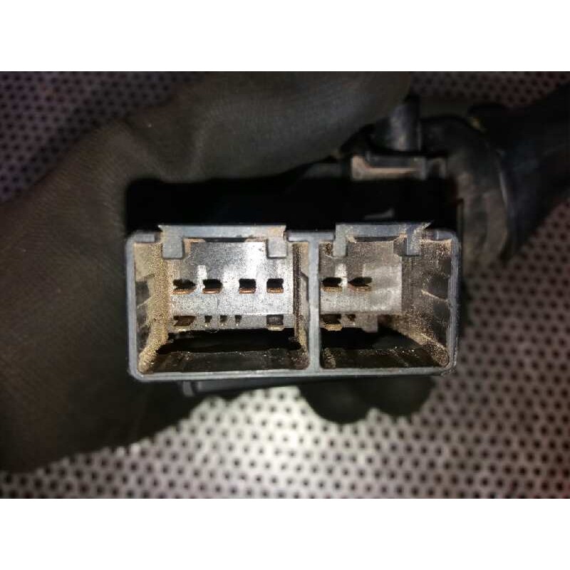 Recambio de mando limpia para toyota auris 2.0 d-4d cat referencia OEM IAM 0241017F243 - Gris 3
