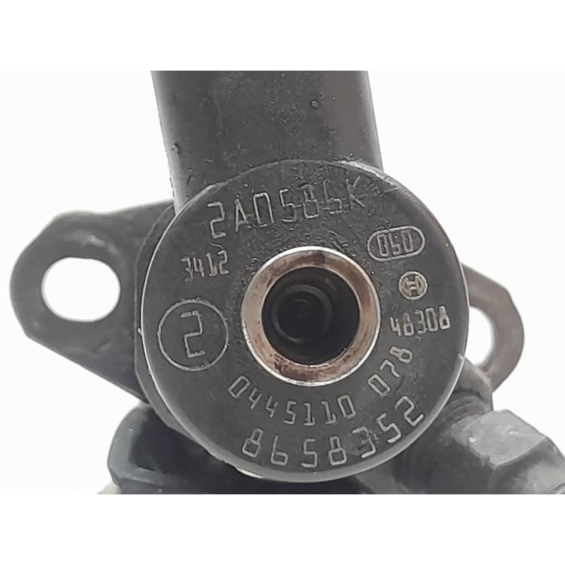 Recambio de inyector para volvo s60 berlina 2.4 d referencia OEM IAM 0445110078  BOSCH 3