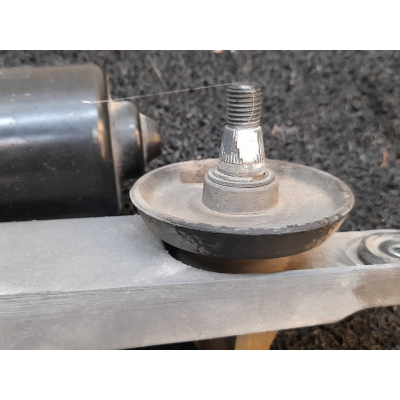 Recambio de motor limpia delantero para kia carnival 2.9 crdi vgt ex referencia OEM IAM - Negro 4