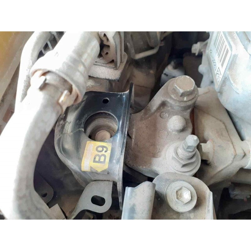Recambio de soporte motor derecho para toyota auris hybrid active referencia OEM IAM   