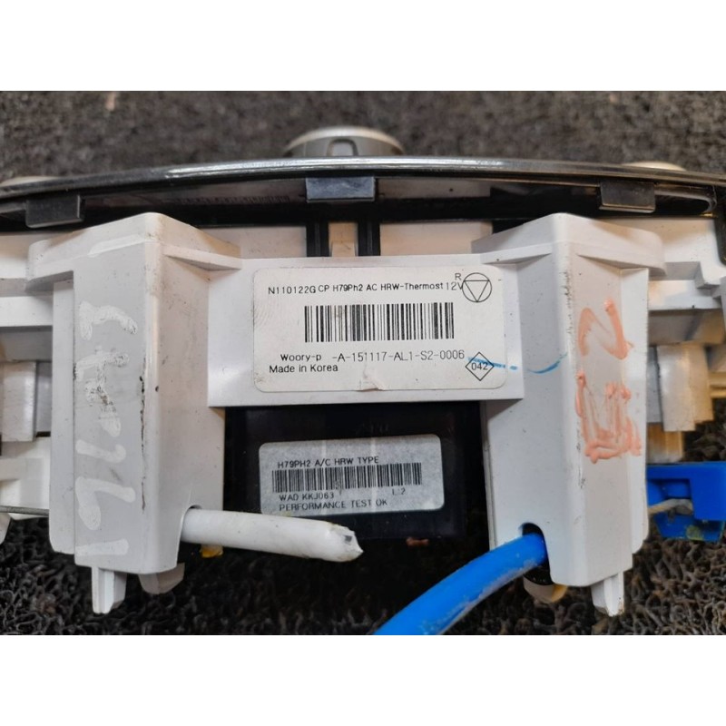 Recambio de mando calefaccion / aire acondicionado para dacia duster ambiance 4x4 referencia OEM IAM N110122G A151117AL1S20006 - Blanco 3