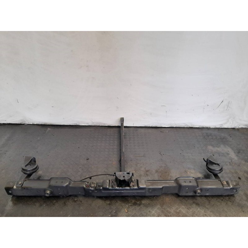Recambio de panel frontal para kia carnival 2.9 crdi vgt ex referencia OEM IAM   