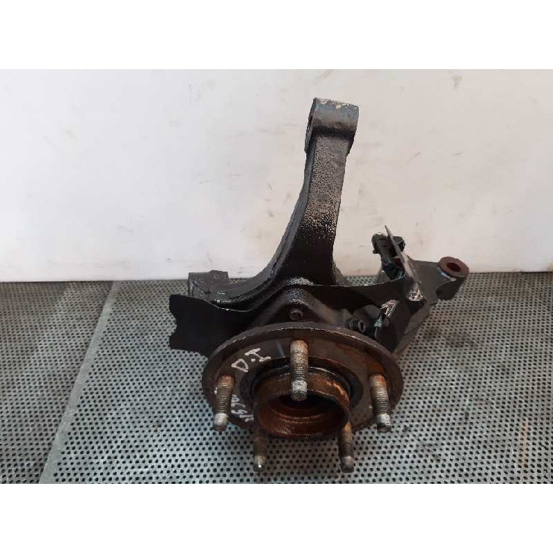 Recambio de mangueta delantera derecha para chevrolet captiva 2.0 vcdi lt referencia OEM IAM   