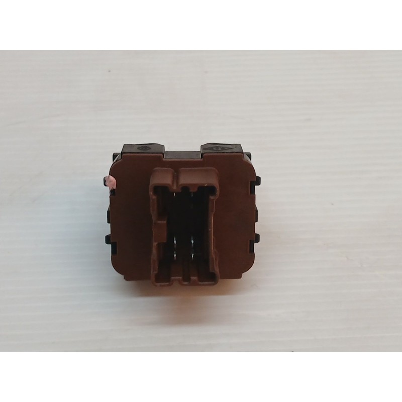 Recambio de mando elevalunas delantero izquierdo para dacia duster ambiance 4x4 referencia OEM IAM 254111342R - Blanco 4