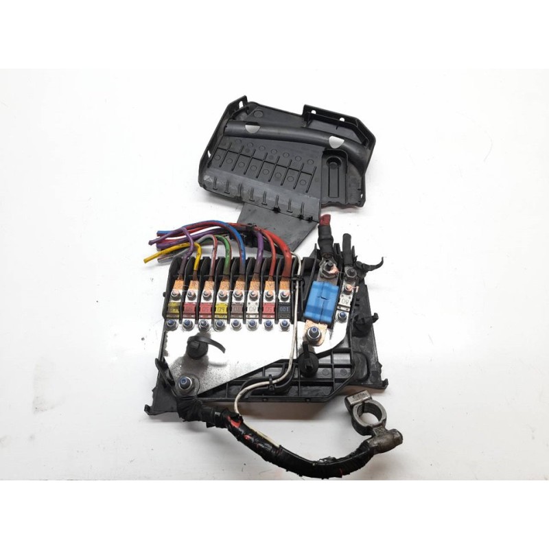 Recambio de caja reles / fusibles para ford grand c-max titanium referencia OEM IAM AV6T14A067BA - Gris 3