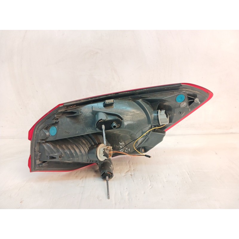 Recambio de piloto trasero izquierdo para ford focus trend edition referencia OEM IAM JX7B13405CG - Rojo 3