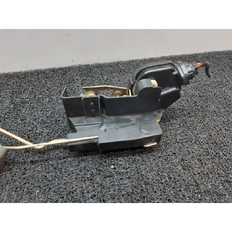 Recambio de cerradura puerta delantera derecha para hyundai terracan (hp) 2.5 tci referencia OEM IAM 2